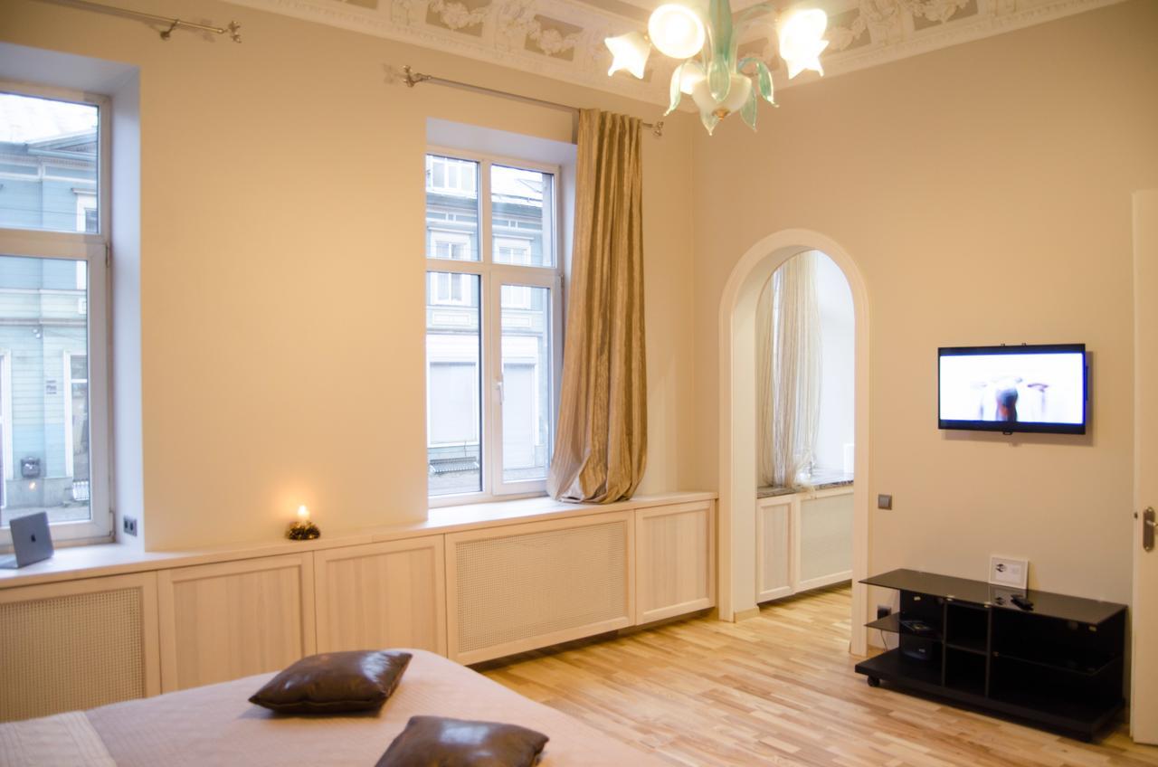 City Inn Riga Apartment, Barons Promenade With Parking Buitenkant foto